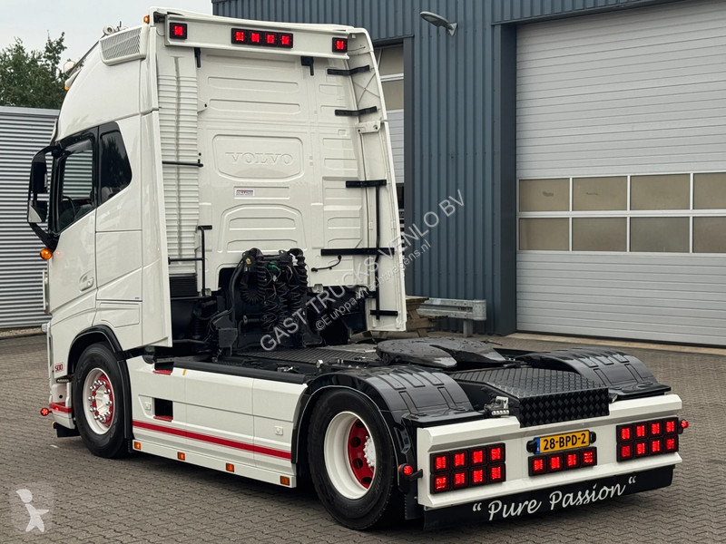 Trekker Volvo 500 Globetrotter XL Special /...