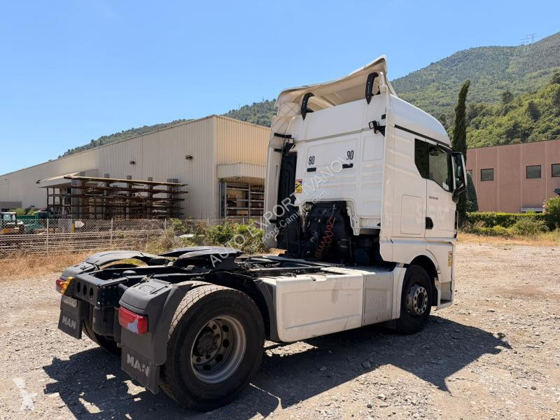 Tracteur MAN 18.510