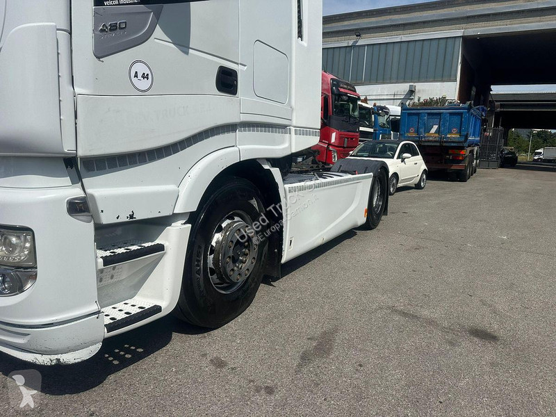 Iveco 480 tractor unit