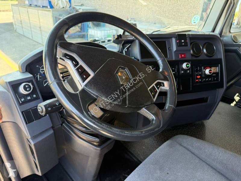 جرار Renault