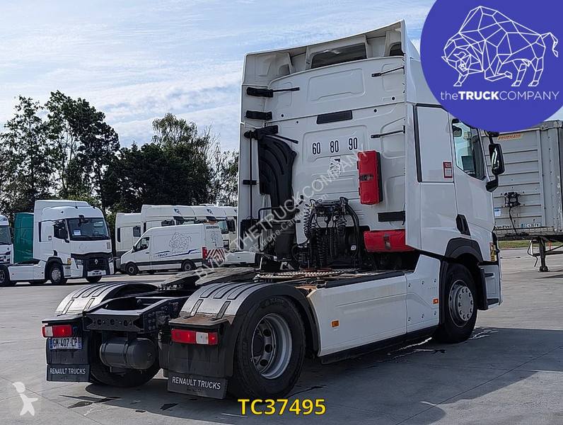 جرار Renault T 480