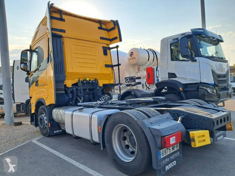جرار Iveco