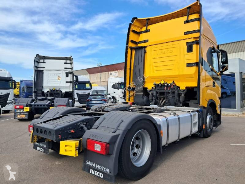 جرار Iveco