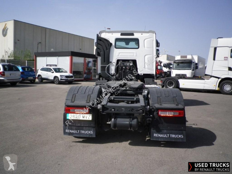 جرار Renault