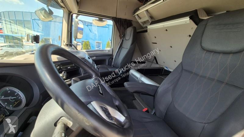 جرار DAF XF  FT LOW DECK 4X2