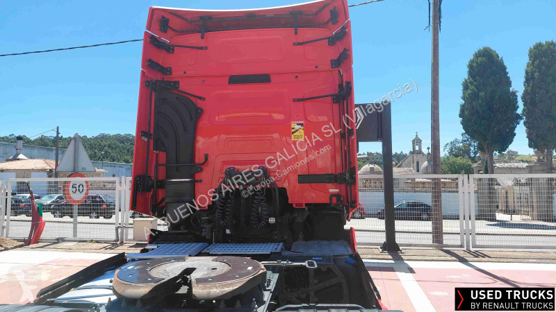جرار Renault