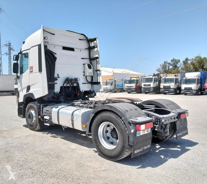 جرار Renault 480 XROAD TSeries
