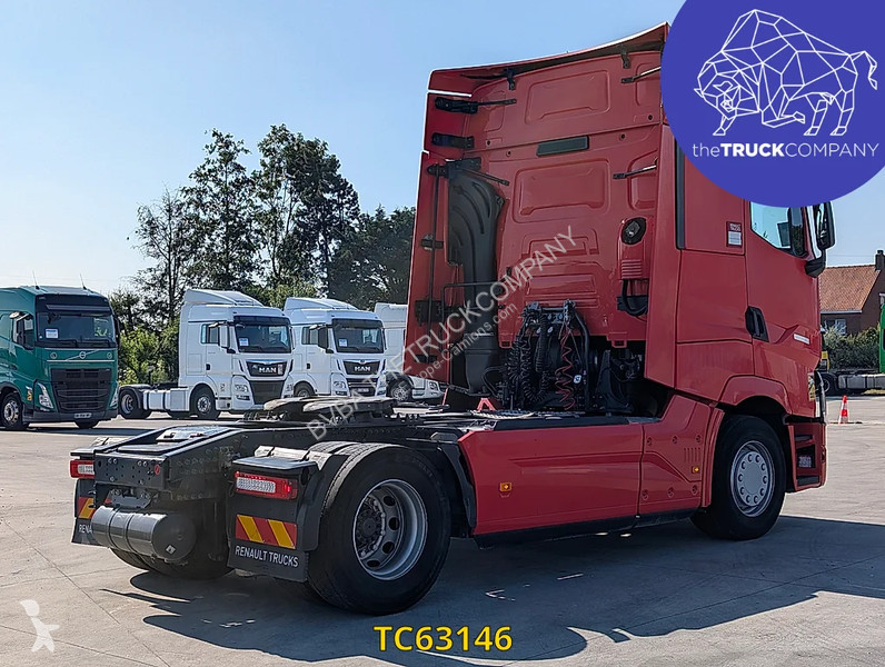 جرار Renault T 480