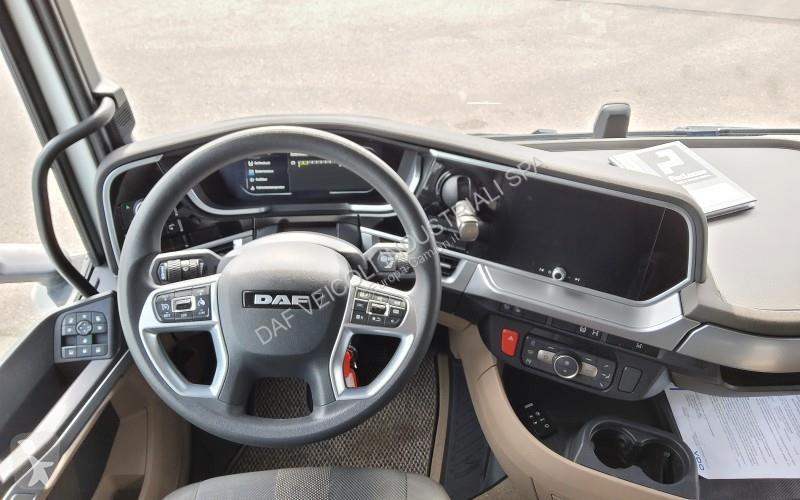 جرار DAF XG  FT 4X2