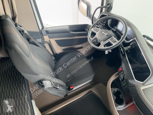 جرار DAF XG  FT 4X2