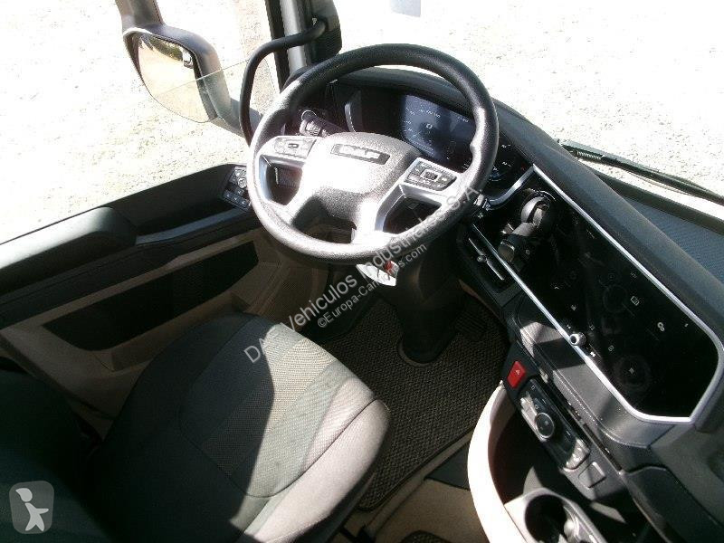 جرار DAF XG  FT 4X2
