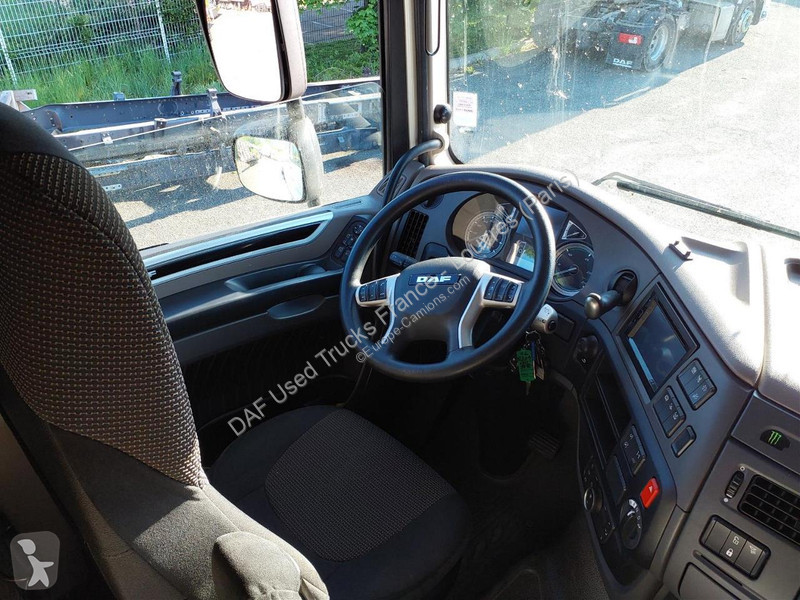 جرار DAF XF  FT 4X2