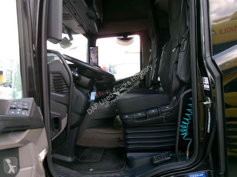 جرار DAF XFn  FT LOW DECK 4X2