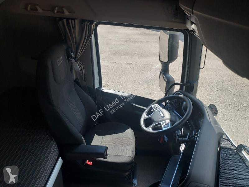جرار DAF XFn  FT 4X2