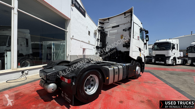 جرار Renault