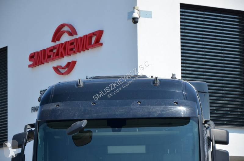 Влекач Renault