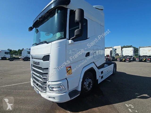 جرار DAF XG  FT 4X2