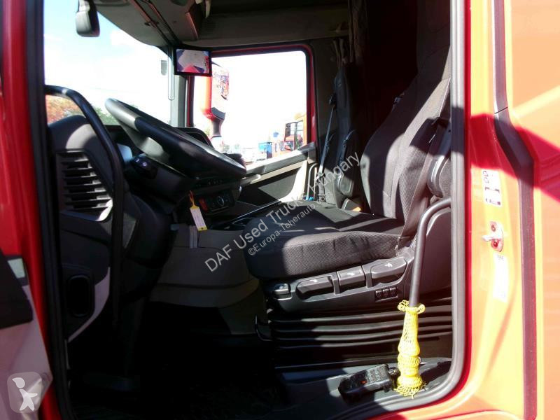 جرار DAF XG  FT LOW DECK 4X2