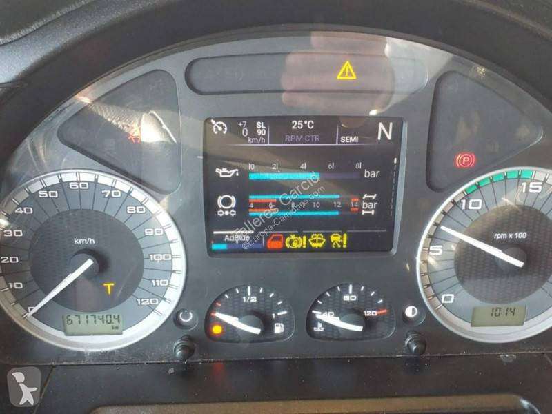 جرار Iveco
