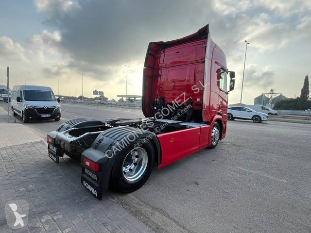 جرار Scania