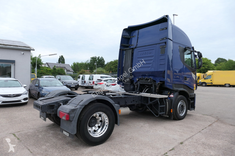 جرار Iveco Stralis AS 440S48 TP KLIMA