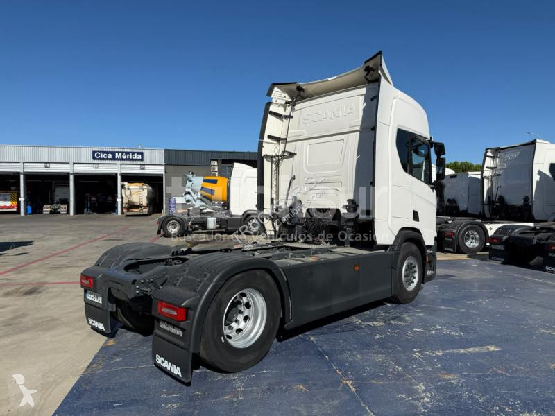 جرار Scania 500