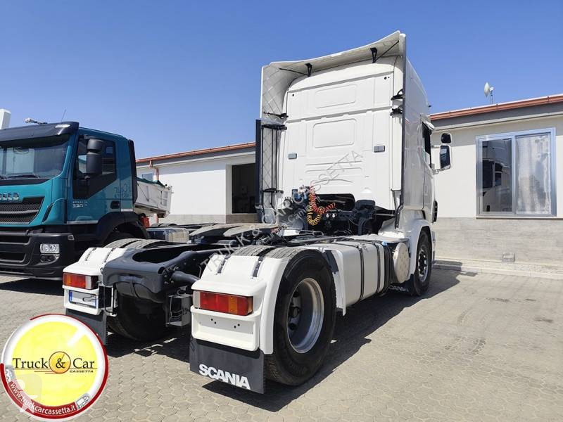 جرار Scania