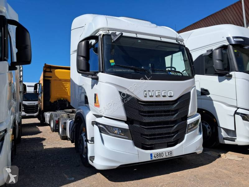 جرار Iveco