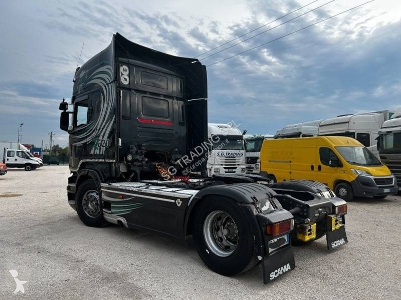 جرار Scania