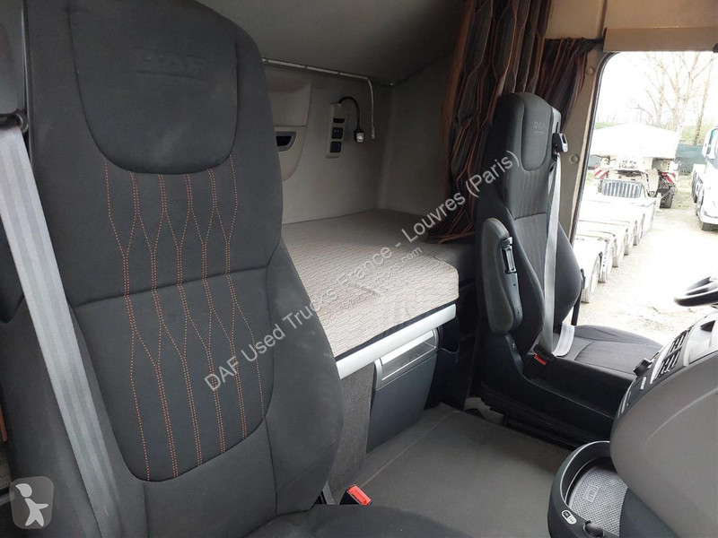 جرار DAF XF  FT 4X2