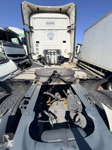 جرار Scania