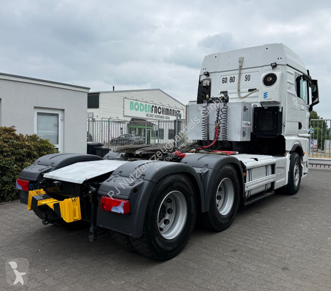 Trattore Stradale MAN 33.580 6X4 BL