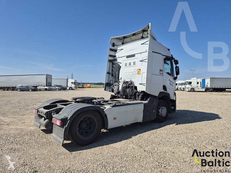 جرار Renault T460