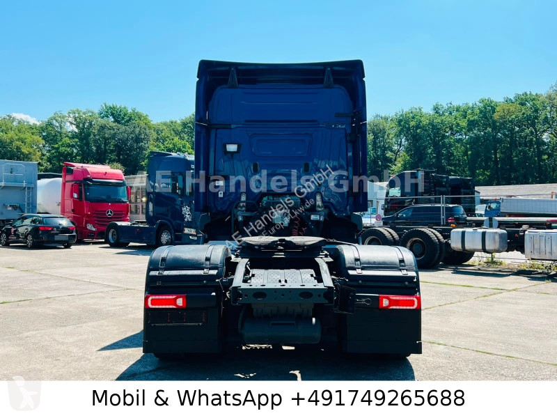 Tracteur Mercedes 1843 L StreamSpace...