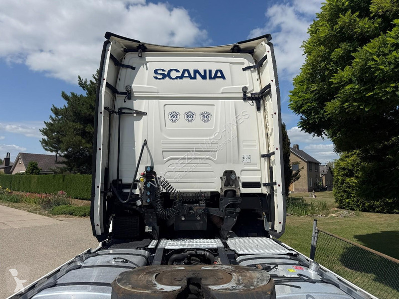 جرار Scania 520 full-air retarder