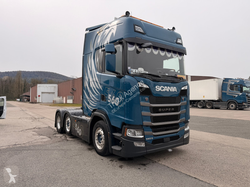 جرار Scania  560