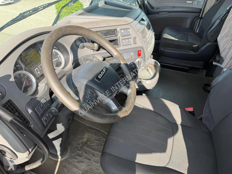 جرار DAF 460