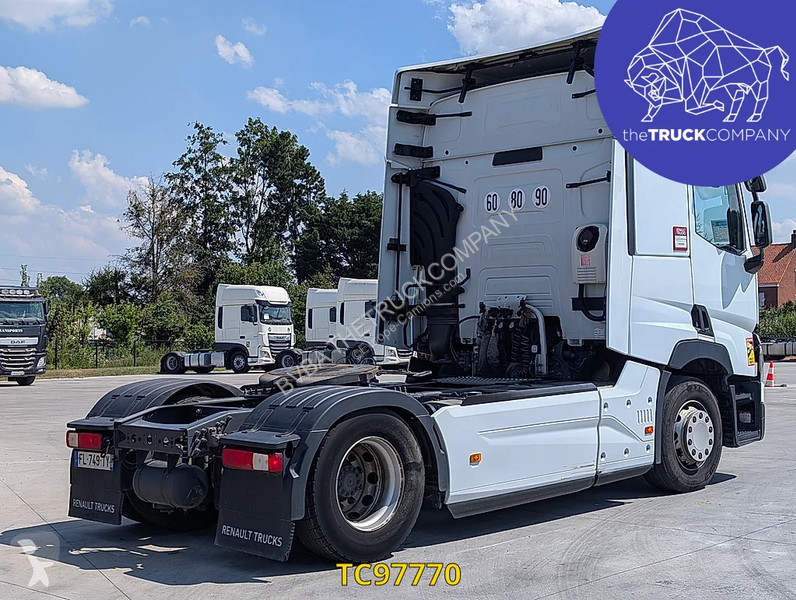 جرار Renault T 460