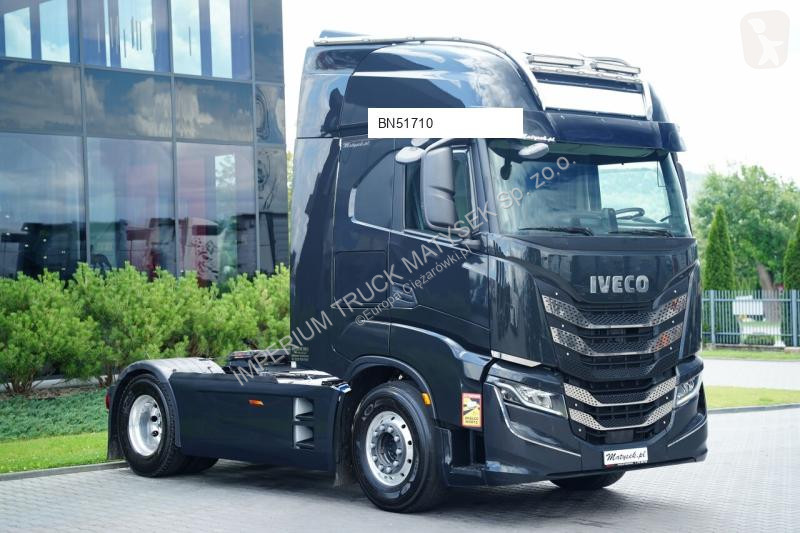 Влекач Iveco 510