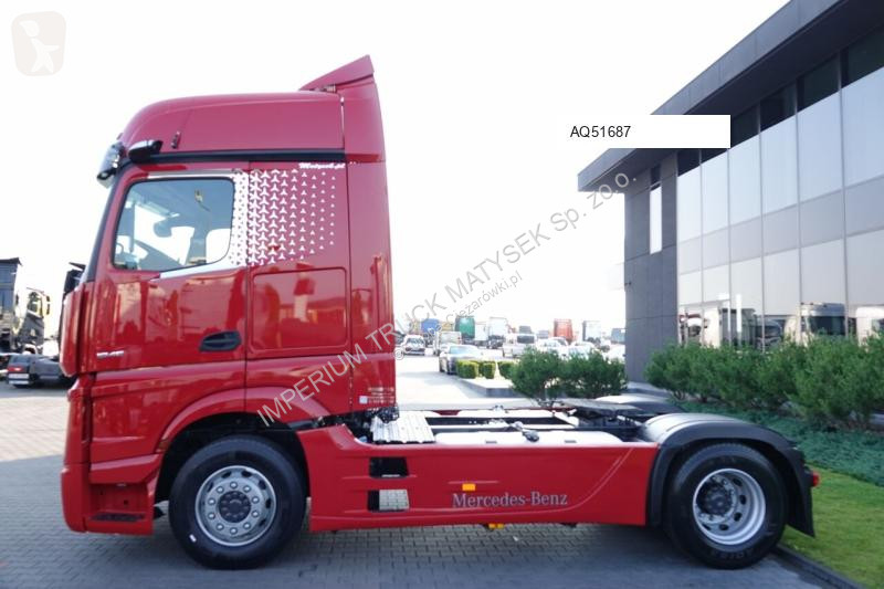 Влекач Mercedes ACTROS 1845