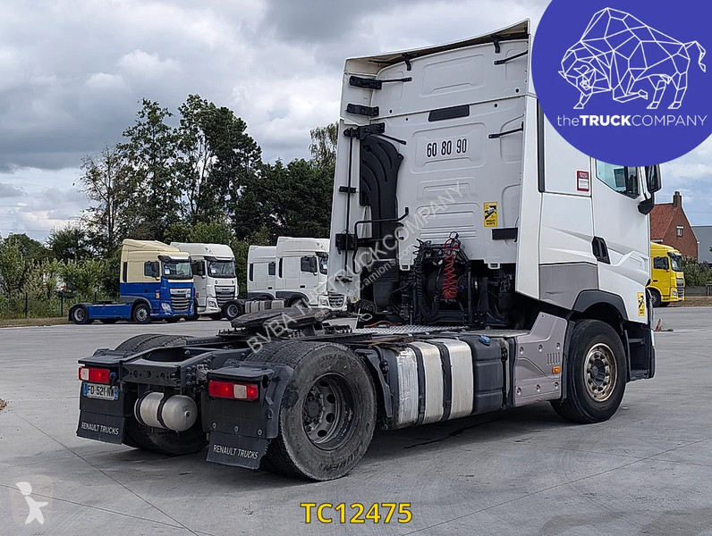 جرار Renault T 520