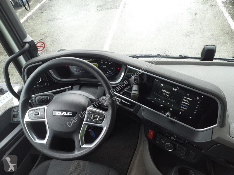 Tracteur DAF XFn  FT LOW DECK 4X2