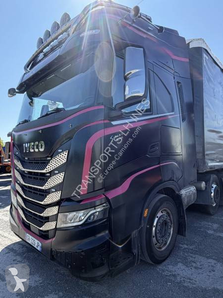 Ciągnik siodłowy Iveco