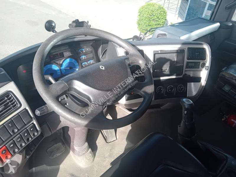 جرار Renault 480 DXI