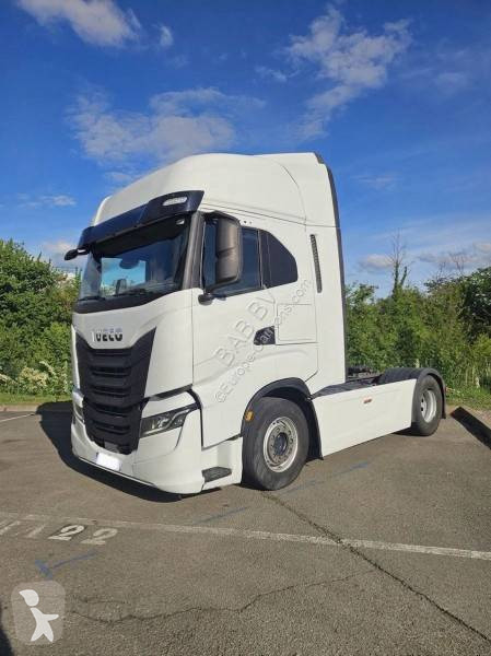 جرار Iveco