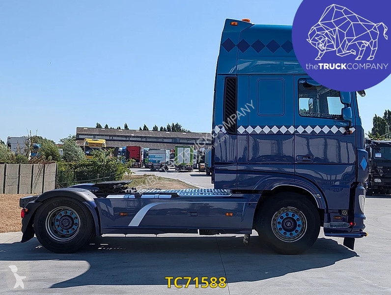 Тягач DAF 480