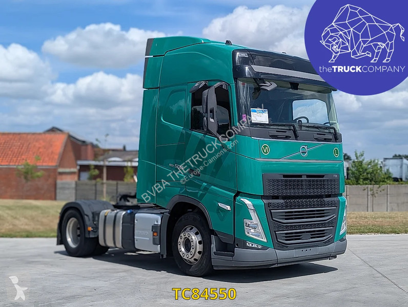 جرار Volvo 500