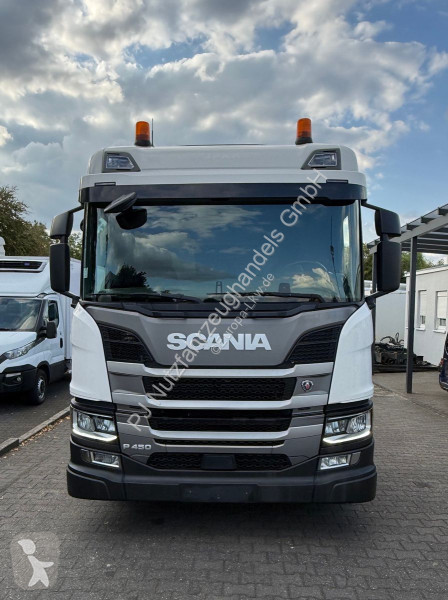 جرار Scania 450