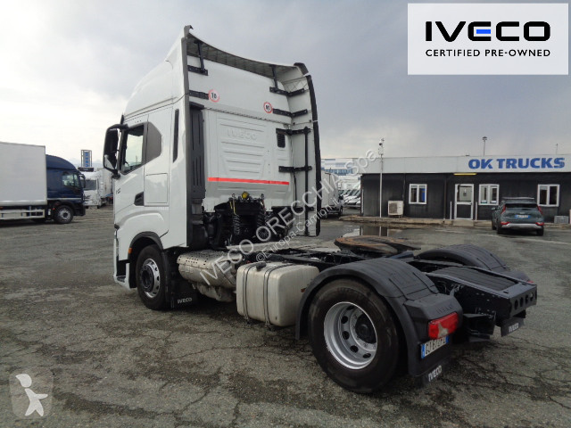 جرار Iveco S-WAY AS440S49T/P