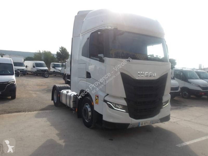جرار Iveco